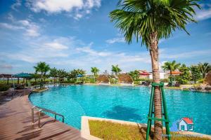 almas suites puteri harbour