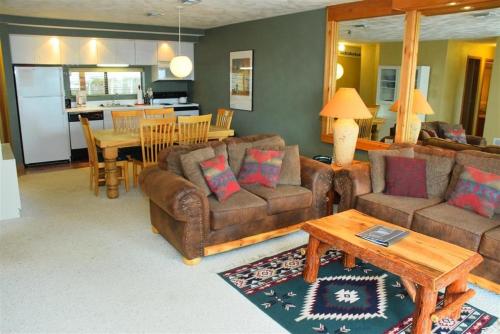 seven springs stoneridge 3 bedroom standard condo mountain views 3 condo by redawning