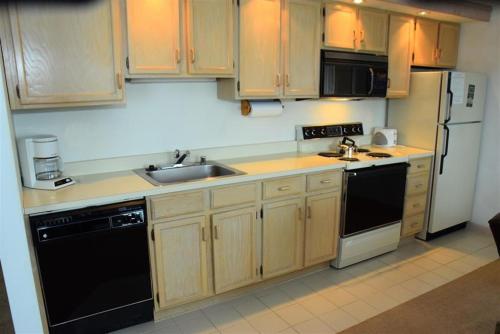 seven springs stoneridge 3 bedroom standard condo mountain views 3 condo by redawning
