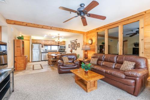 Seven Springs Stoneridge 3 Bedroom Standard Condo, Private Deck 3 Condo By Redawning,United States Of America>>Champion,3 star