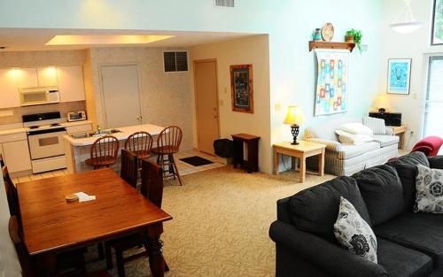 Seven Springs 3 Bedroom Standard Condo With Loft And Mountain Views! 3 Condo By Redawning,United States Of America>>Champion,3 star