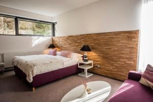 hotel and garden u holubu