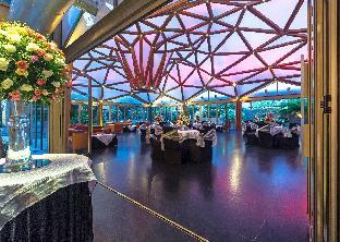 hotel crystal palace