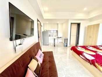 prince mall appartments