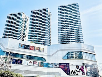 prince mall appartments