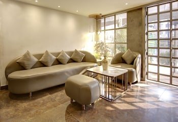 Town Pallace Inn,New Delhi>>Delhi,3 star