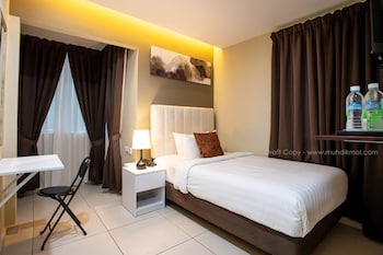 raissa boutique hotel