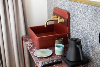 the sarah by urban rest