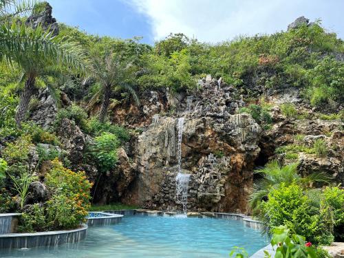 minawa kenhga resort and spa ninh binh