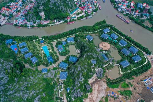 minawa kenhga resort and spa ninh binh