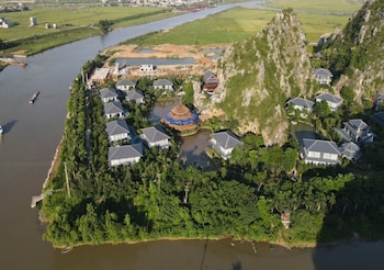 minawa kenhga resort and spa ninh binh