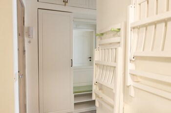 metropole apartments ateneum residence