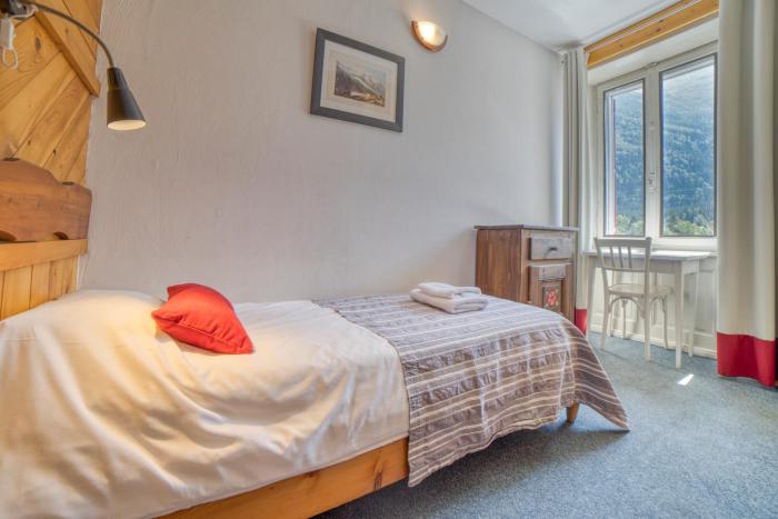 la chaumiere mountain lodge