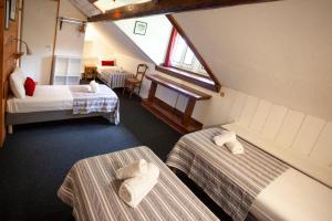 la chaumiere mountain lodge