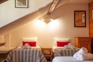 la chaumiere mountain lodge