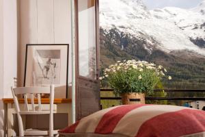 la chaumiere mountain lodge