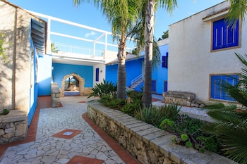 borgo marino aparthotel