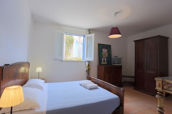 borgo marino aparthotel