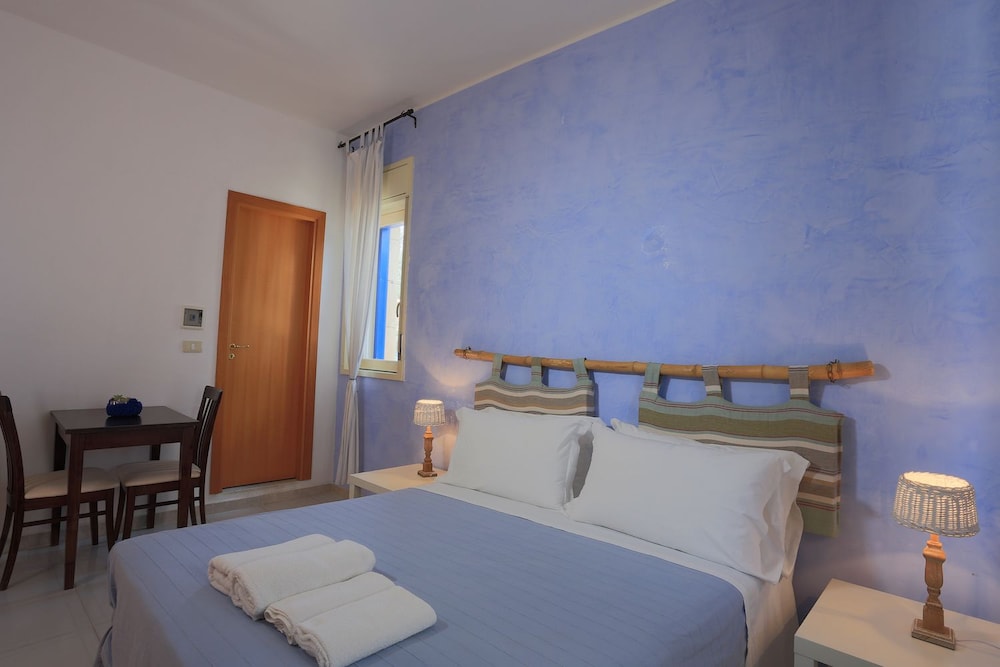 borgo marino aparthotel