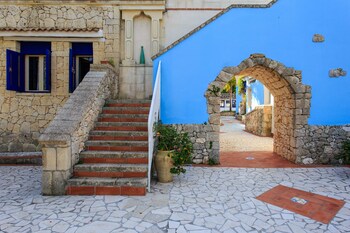 borgo marino aparthotel