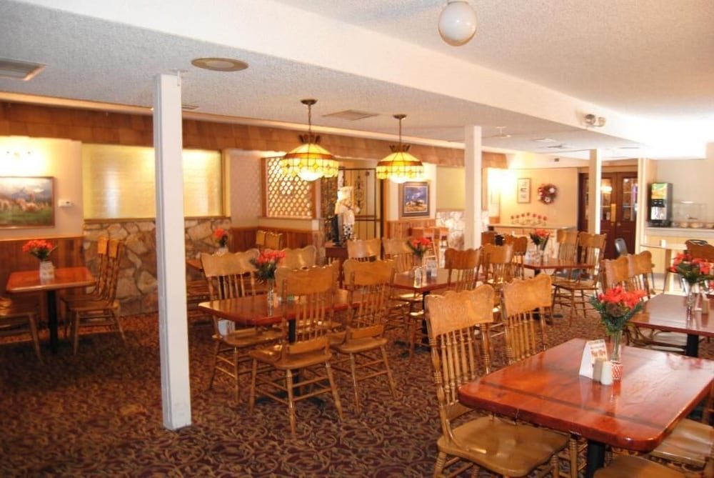 Affordable Inns,United States Of America>>Evanston,2.5 star