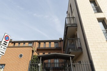 notami salomone mecenate district