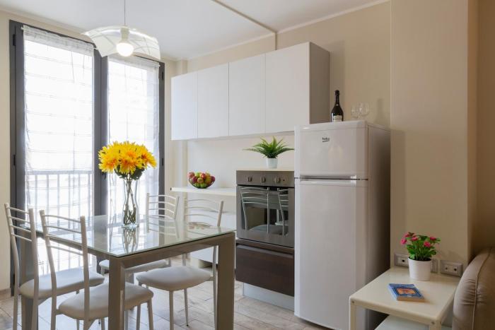 notami salomone mecenate district