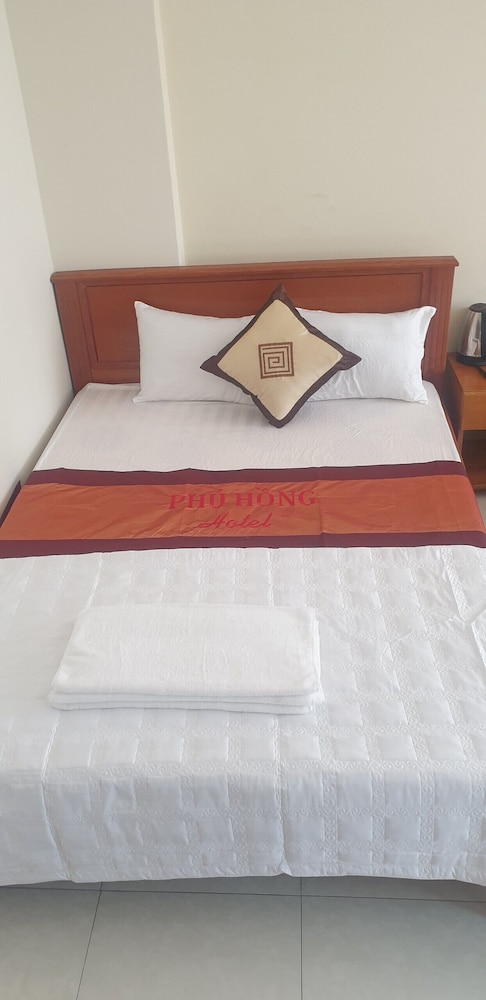phu hong 1 hotel