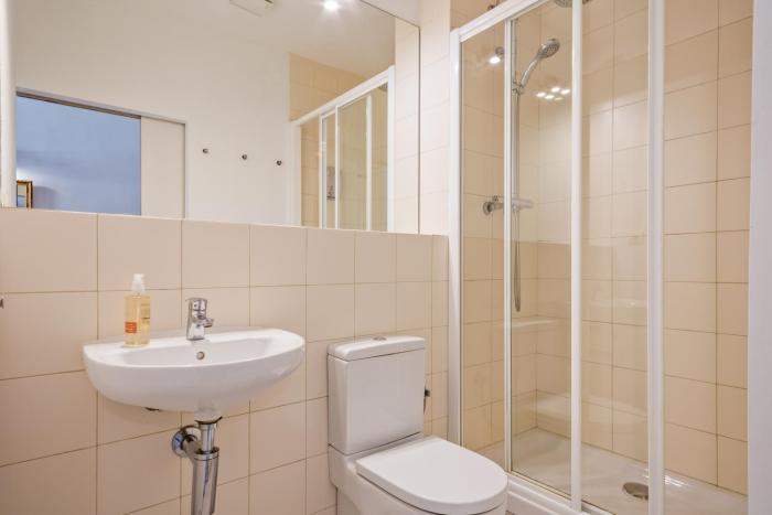 mihlton barcelona only adults