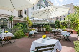 mihlton barcelona only adults