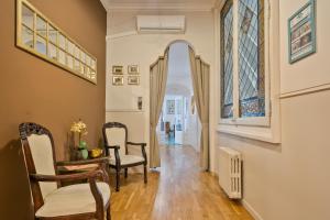 mihlton barcelona only adults