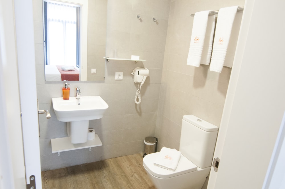 hostal live barcelona