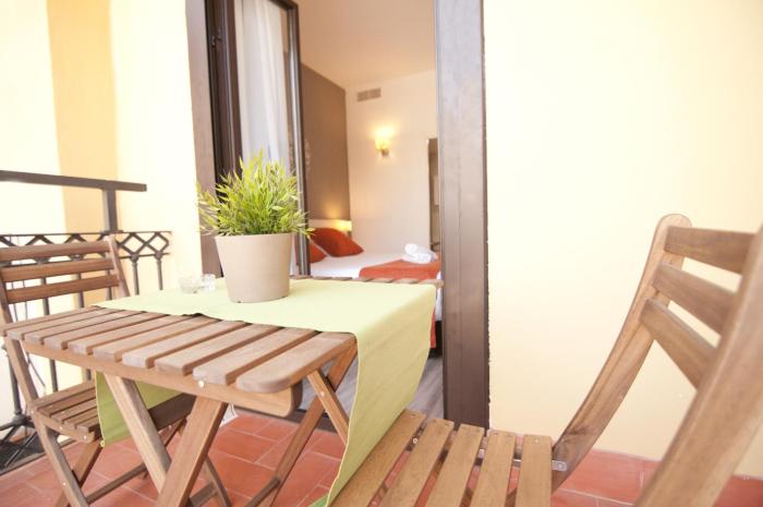 hostal live barcelona