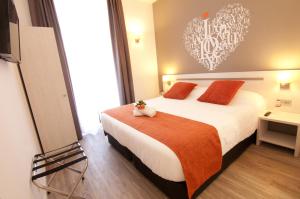 hostal live barcelona