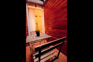 hostal live barcelona