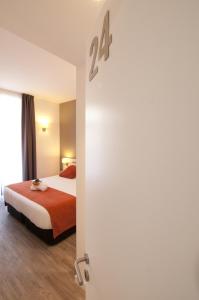 hostal live barcelona