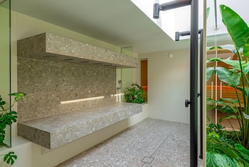 reed luxury hotel by balaton