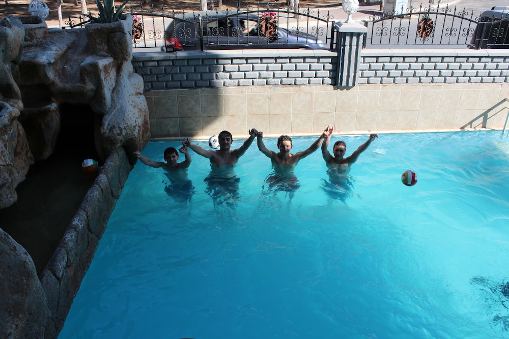 camlik zeynur otel