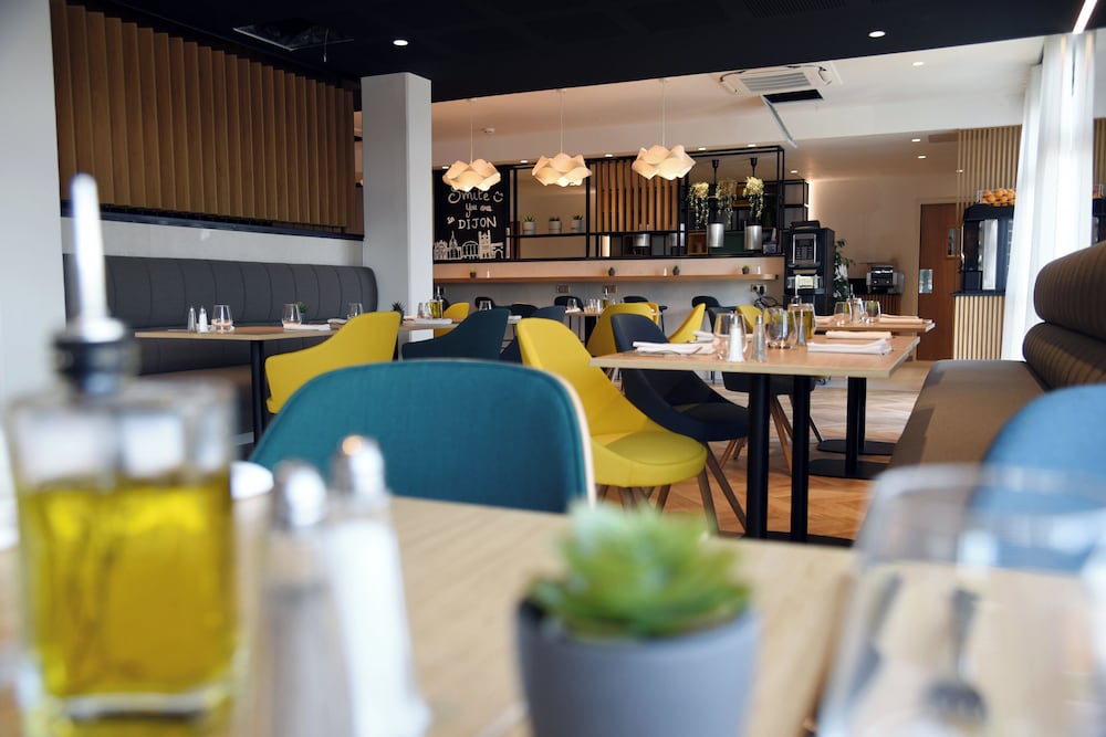 holiday inn dijon sud longvic an ihg hotel