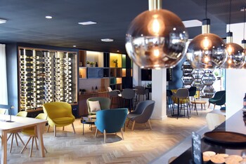 holiday inn dijon sud longvic an ihg hotel