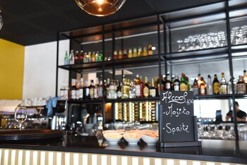 holiday inn dijon sud longvic an ihg hotel