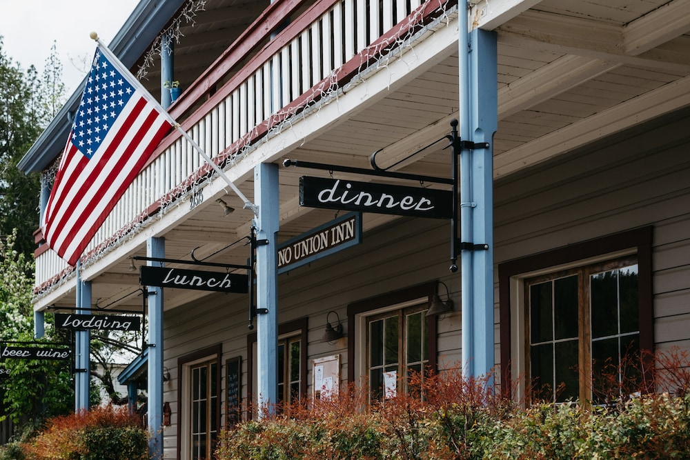 volcano union inn and pub