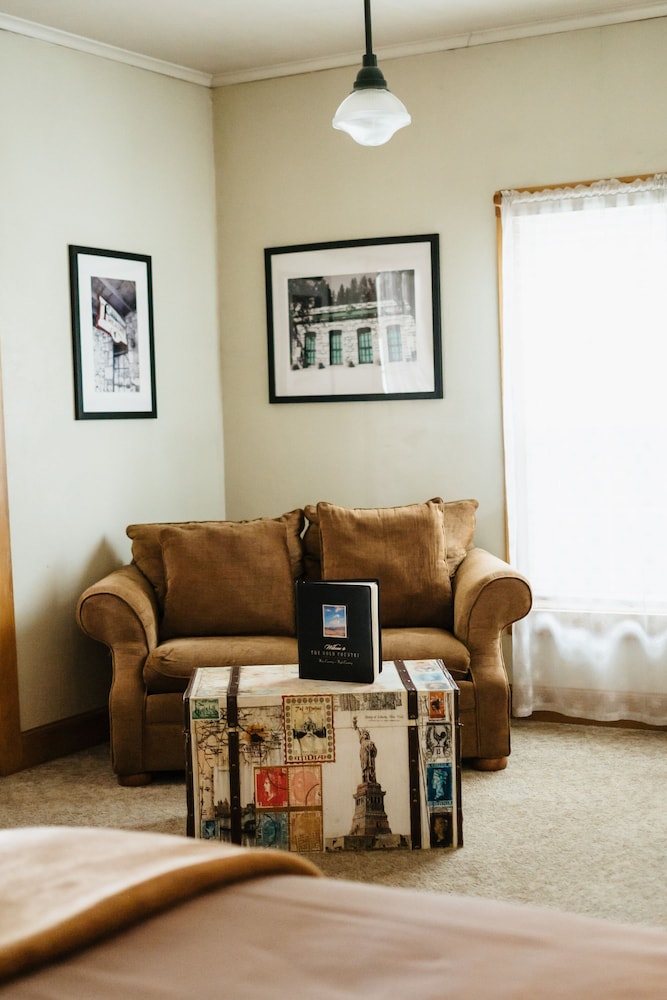 volcano union inn and pub