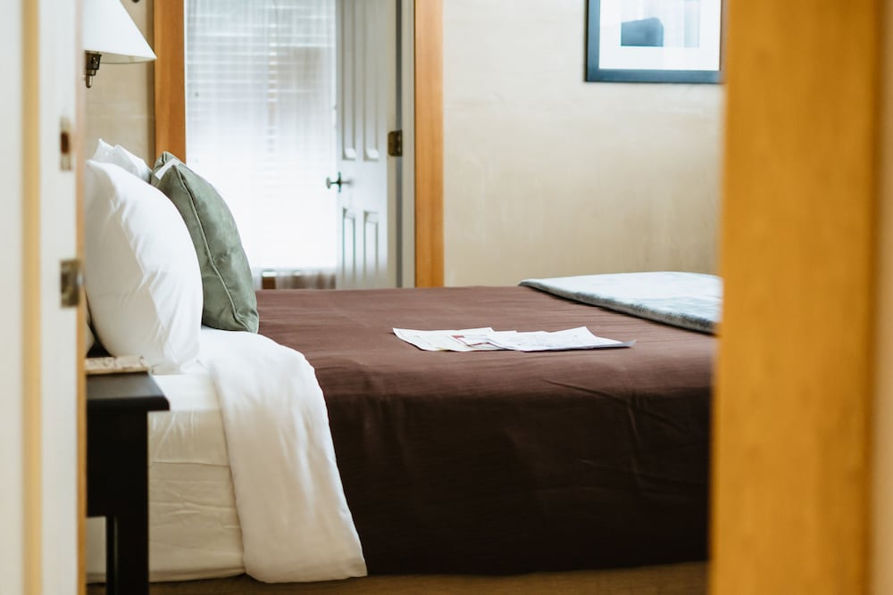 volcano union inn and pub