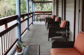 volcano union inn and pub