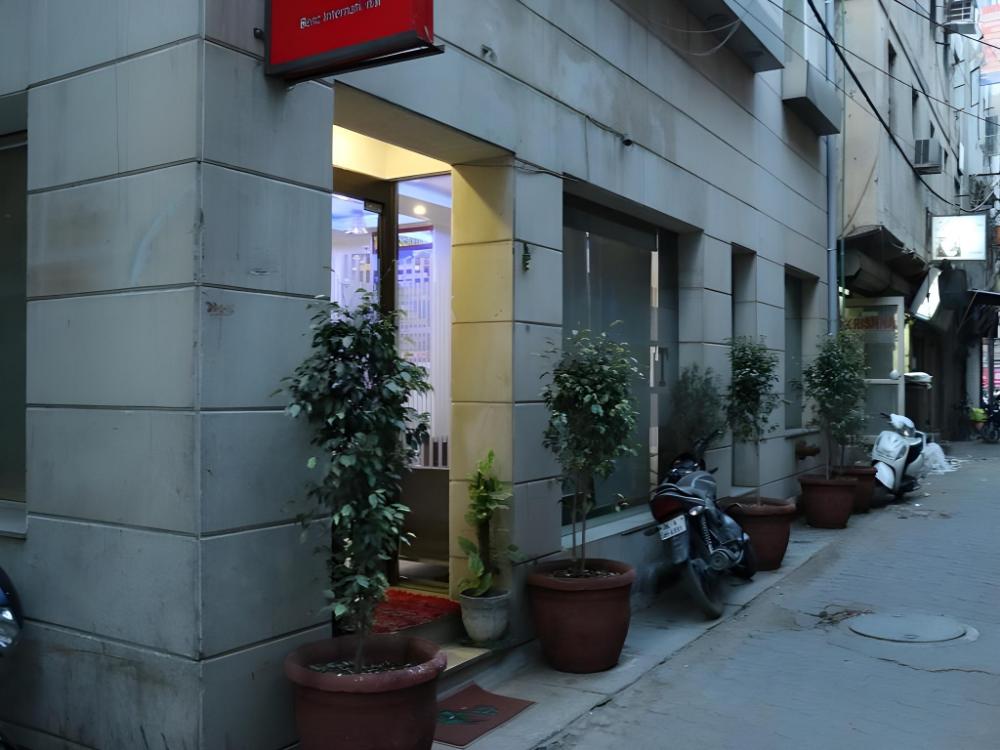 hotel benz international