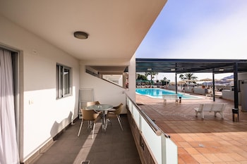 hotel servatur castillo del sol