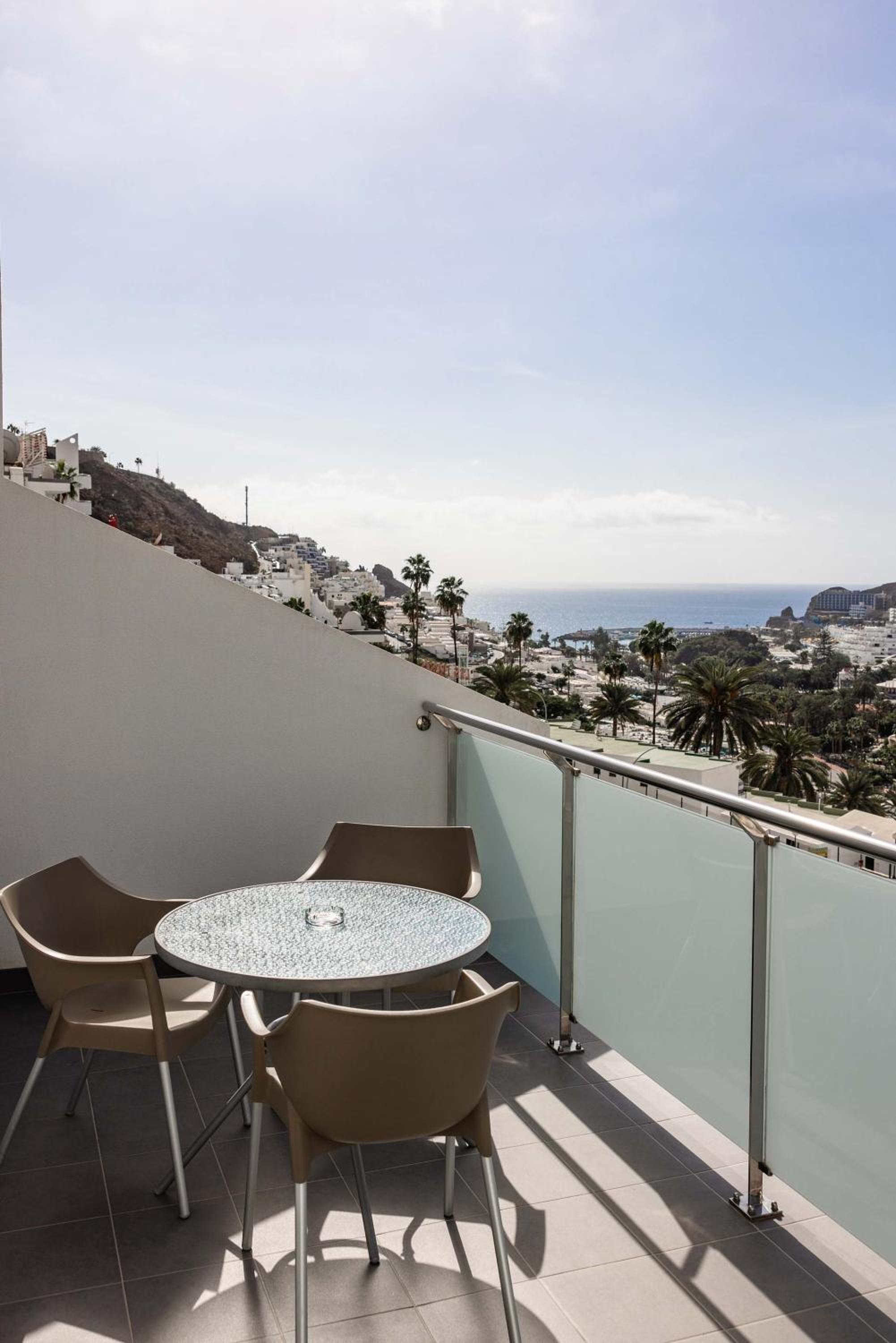 hotel servatur castillo del sol