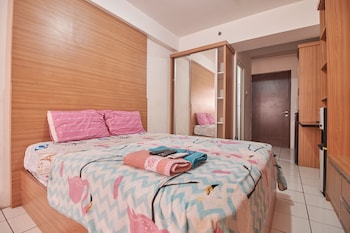 room rendi gunung putri square