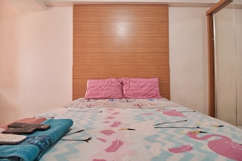 room rendi gunung putri square